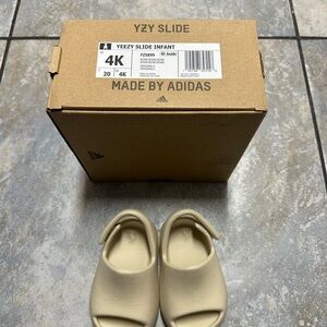 Yeezy YZY Kids Slides